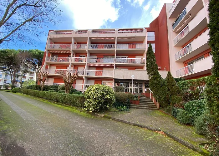 شقة Avec Terrasse & Parking Securise - Fr-1-374-243 *