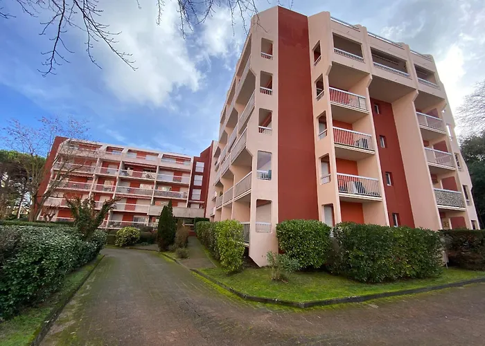 Lägenhet Avec Terrasse & Parking Securise - Fr-1-374-243